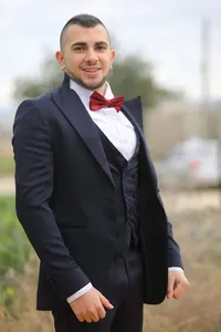 عامر  خريوش