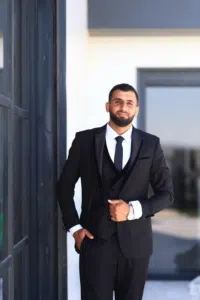 عامر 