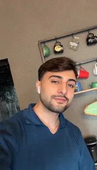 مؤمن  تاية 