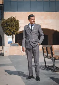 راشد عبد الرحمن ابو غزاله