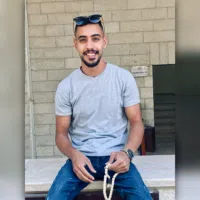 مؤمن