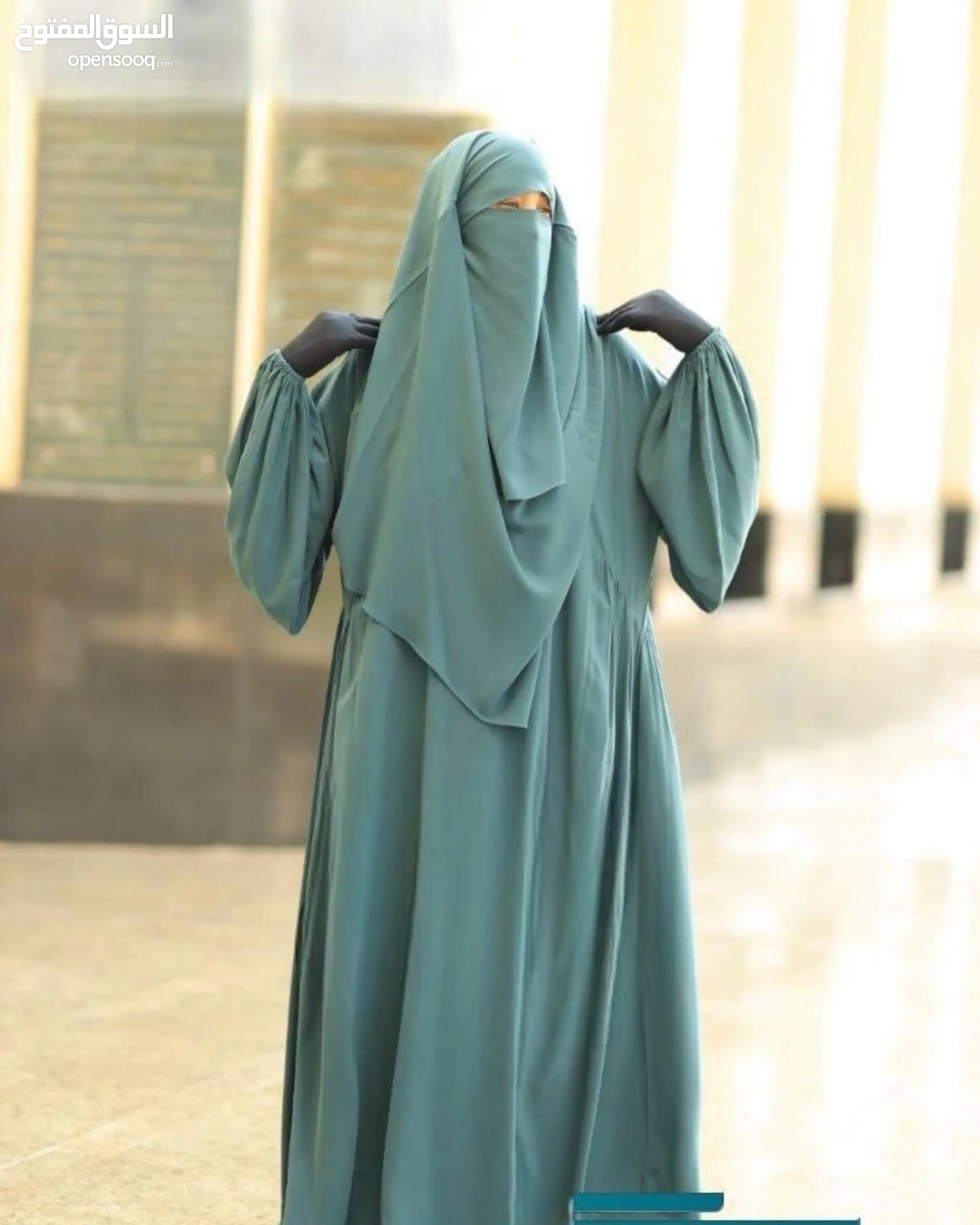 اقمشة وعبايات متنوعة للبيع : أزياء نسائية في عمان : ماركات : أجدد الموديلات  | السوق المفتوح