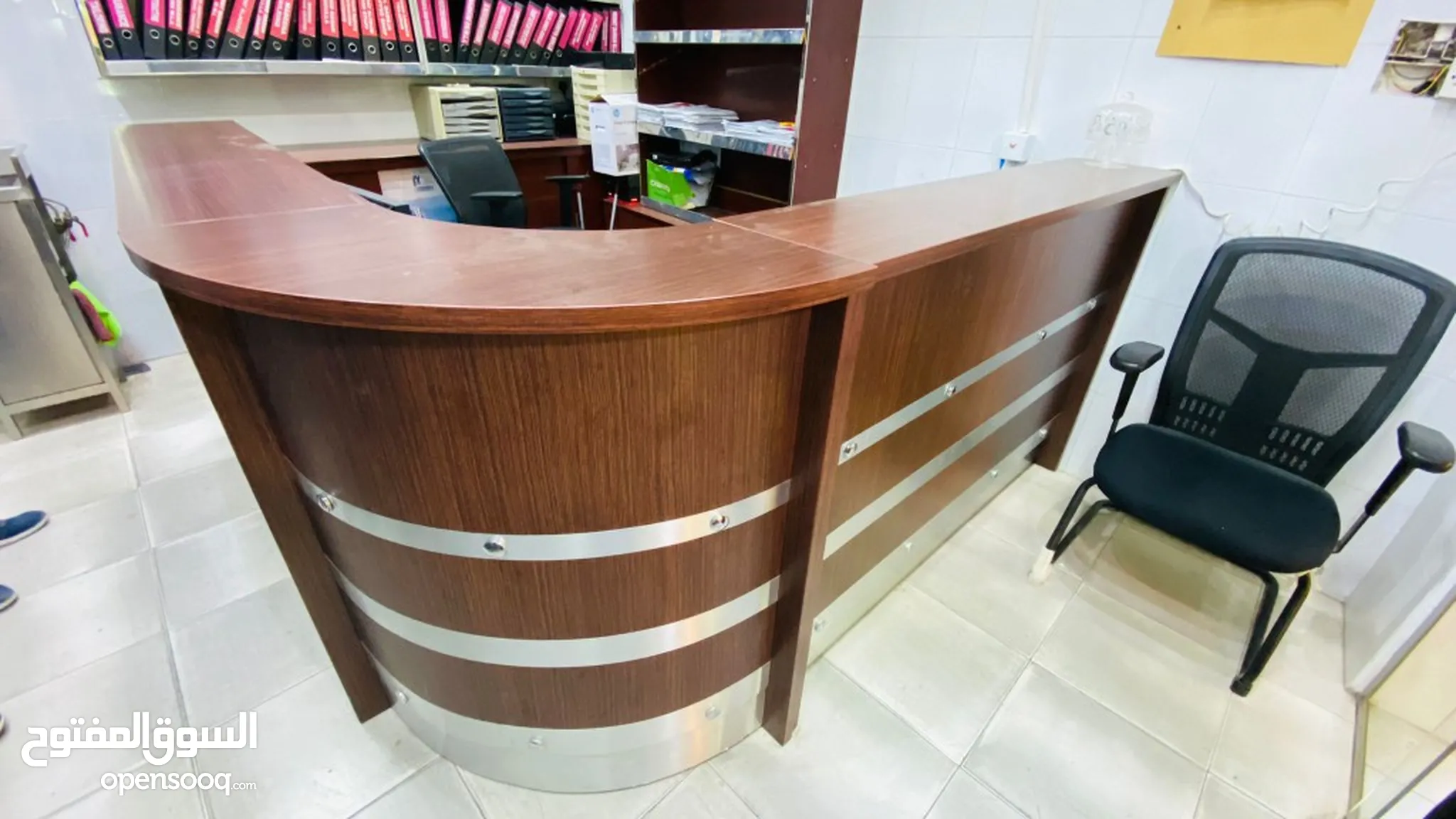 اثاث مكاتب للبيع : اثاث مكتبي : طاولات وكراسي : ارخص الاسعار في البحرين