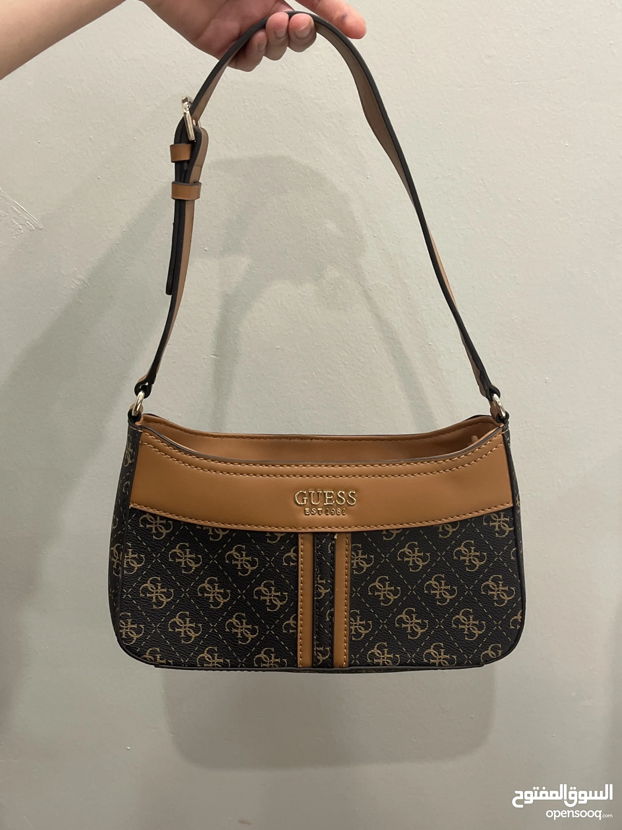 Guess bags kuwait cheap