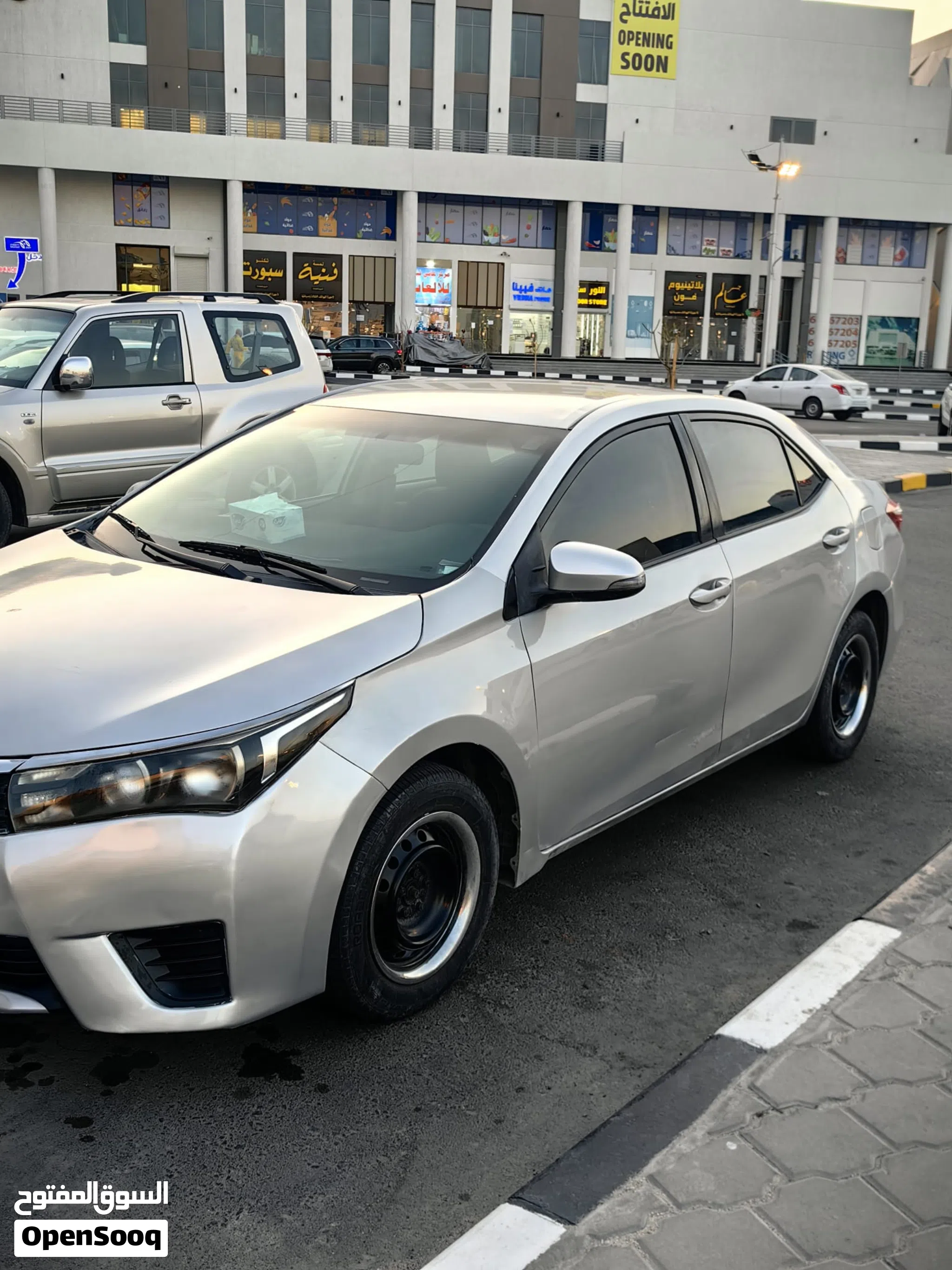 5,649 Cars Available for Sale in Kuwait: Prices Starting from