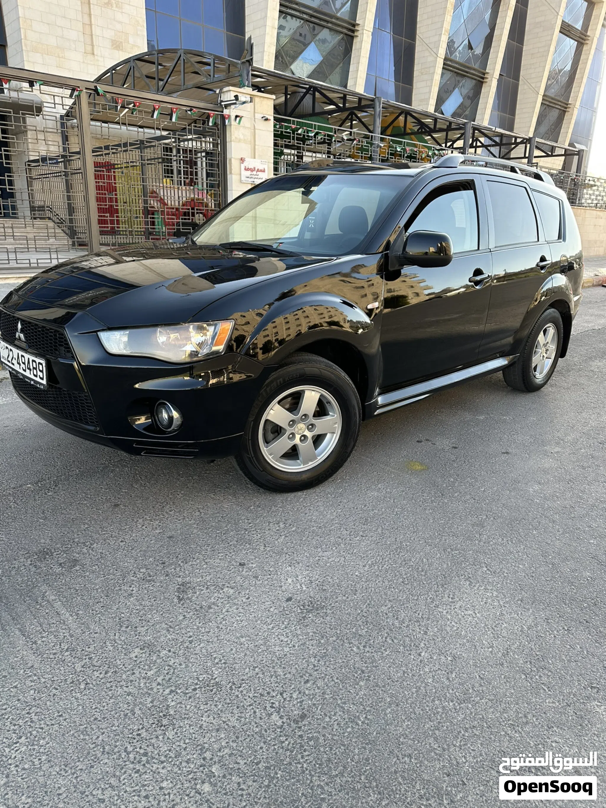 3,813 Used Black Color For Sale in Jordan : Price from 5,626.04