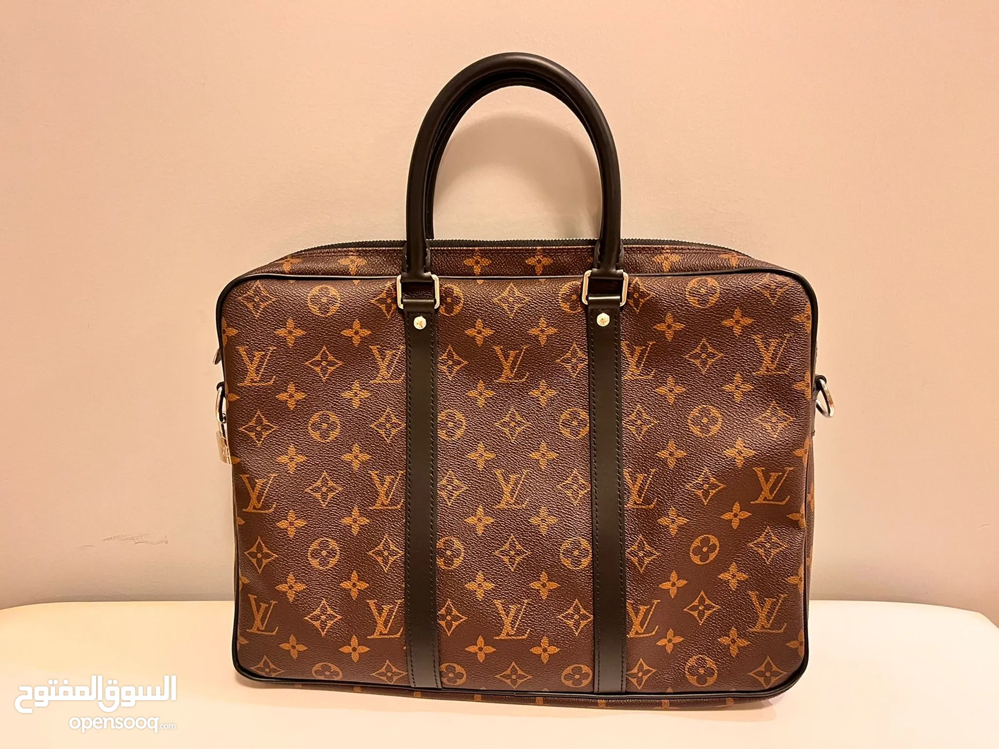 حقائب لويس فيتون نسائية للبيع في السعودية - شنط نسائية : حقيبة يد نسائية,  ظهر: أفضل سعر | السوق المفتوح