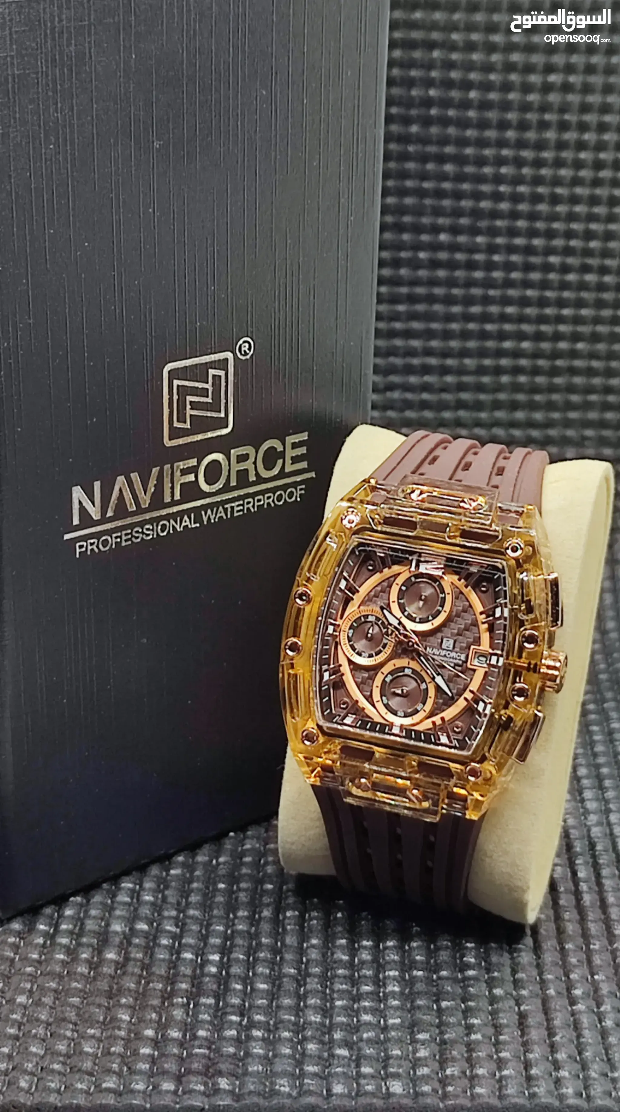 Men s Luxury Watches for Sale in Bahrain Shop Top Brands Rolex Omega Tag Heuer Breitling Hublot OpenSooq