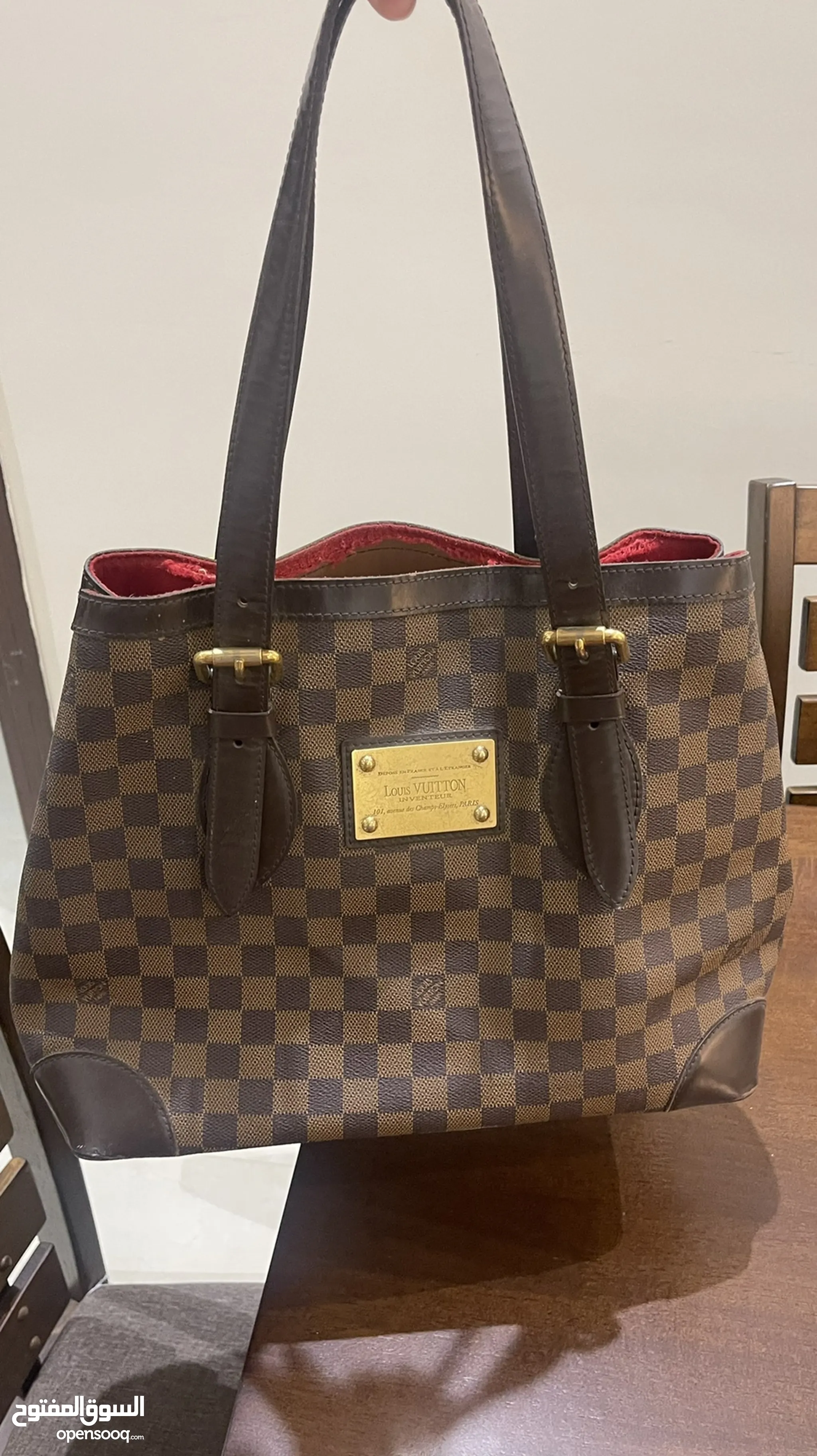 حقائب لويس فيتون نسائية للبيع في السعودية - شنط نسائية : حقيبة يد نسائية,  ظهر: أفضل سعر