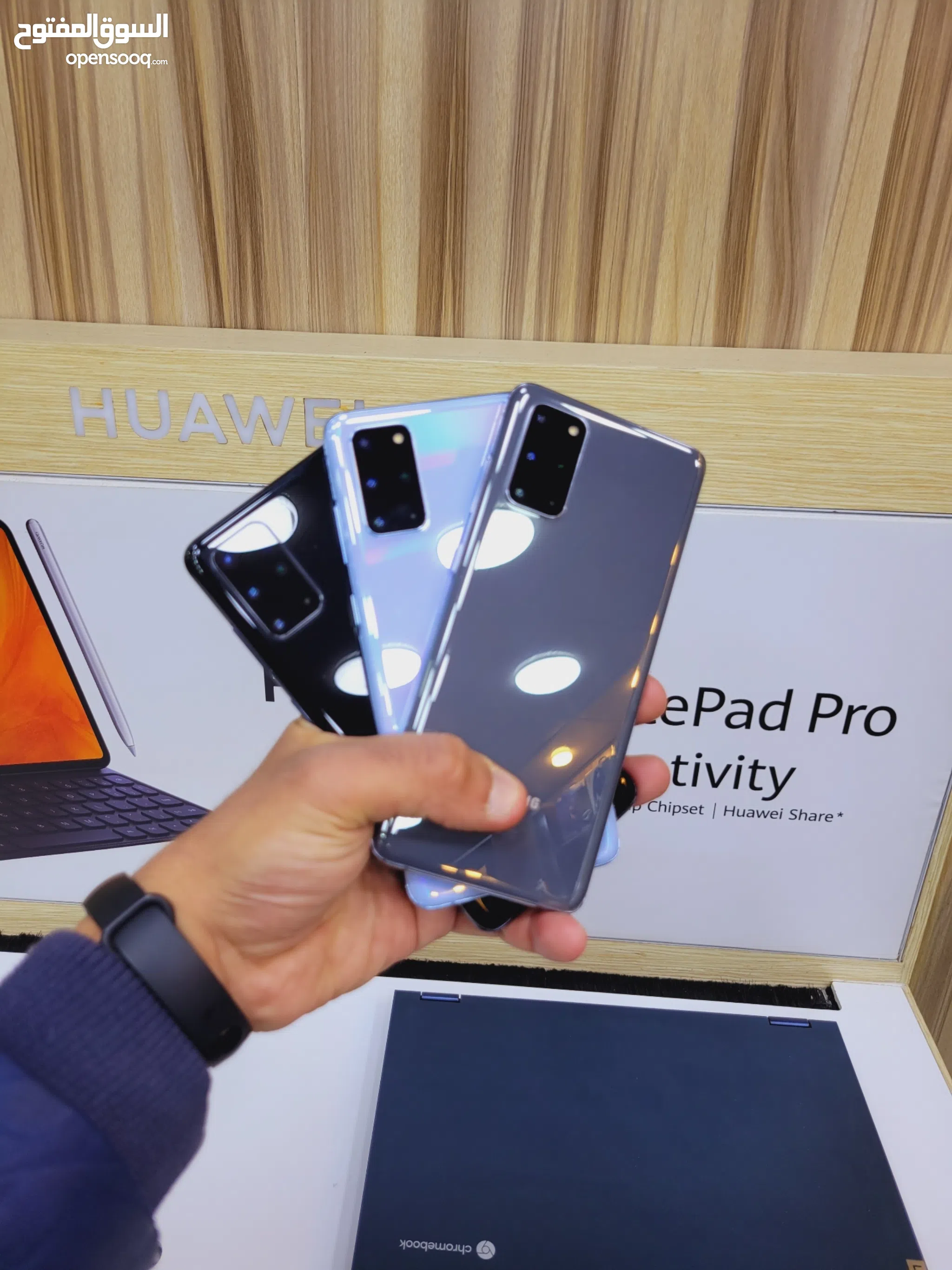 S20+ Huawei P40 Pro Or Samsung S20 Plus Samsung Galaxy S20 Plus