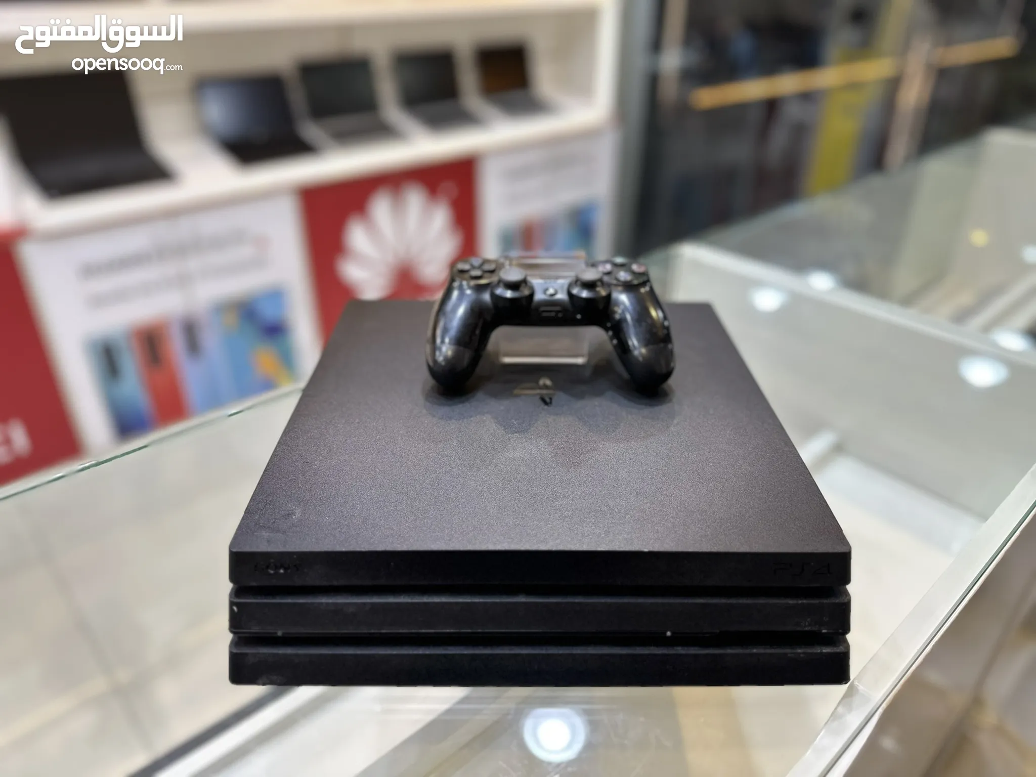 أجهزة ألعاب بلايستيشن 4 برو للبيع في الإمارات | السوق المفتوح