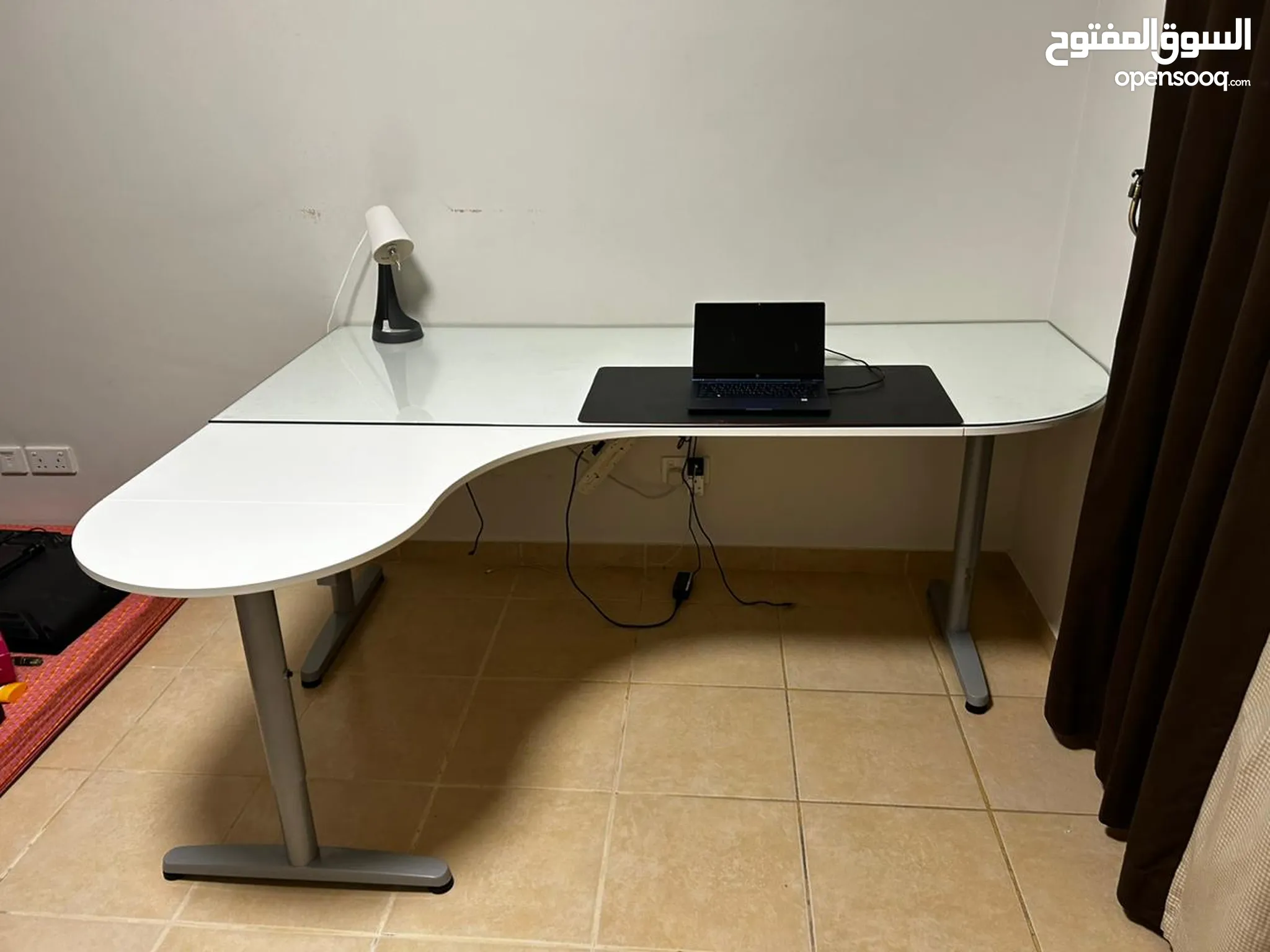 اثاث مكاتب للبيع : اثاث مكتبي : طاولات وكراسي : ارخص الاسعار في دبي | السوق  المفتوح