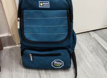 حقائب مدرسيه للبيع