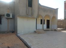235m2 3 Bedrooms Townhouse for Rent in Tripoli Ain Zara