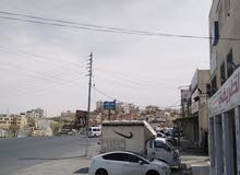 محل تجاري للايجار بحي عدن بمنطقة حيوية بسعر مميز