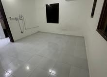 استوديو صغير بالخوير غرفة ومطبخ وحمام Small studio in Al Khuwair room, kitchen and bathroom