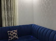 كنب بحالة جداً ممتازة كنب بحالة جداً ممتازة