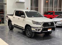 Toyota Hilux SR5 / 2022 (White)
