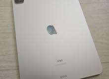 Apple iPad pro 2 128 GB in Sana'a