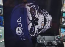 PS4 pro with 1 control 1 cd black ops 4 PS4 pro with 1 control 1 cd black ops 4