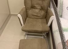 rocking chairs for moms with their newborns rocking chairs for moms with their newborns