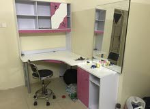 مكتب طالب للبيع مكتب طالب للبيع