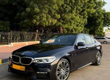 بي ام دبليو ام كت BMW 530i M تحت الضمان الى 2025/09