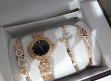 اطقم ساعه و3 اسوارة مطلى ذهب اطقم ساعه و3 اسوارة مطلى ذهب