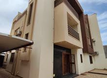 750m2 More than 6 bedrooms Villa for Sale in Tripoli Ain Zara