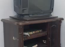 تلفزيون دايو 20 انش + طاولة ( Daewoo TV 20 inch + Table ) .. للبيع تلفزيون دايو 20 انش + طاولة ( Daewoo TV 20 inch + Table ) .. للبيع