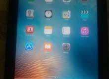 Selling Ipad 2 16gb wifi with cover & original charging cable Selling Ipad 2 16gb wifi with cover & original charging cable