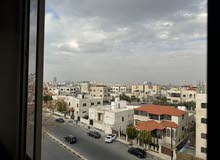 شقة طابق ثالث + روف في منطقة ربوة عبدون بمساحة اجمالية 325 متر