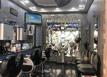 صالون مجهز بالكامل مساحه 21 متر بحولي موقع مميز وايجار مناسب جدا جدا400 دينار صالون مجهز بالكامل مساحه 21 متر بحولي موقع مميز وايجار مناسب جدا جدا400 دينار