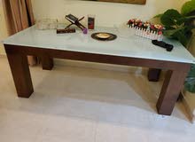 طاولة طعام طاولة طعام