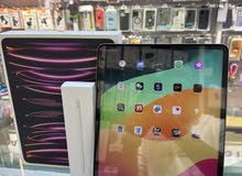 iPad 12.9 الجيل السادس مستعمل مع كفالة و قلم اصلي 550دينار