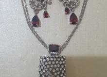Fashion jewelry necklace set.