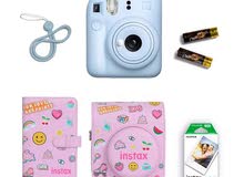 Fujifilm Instax Mini 12 Gift Box Album -Blue كاميرا فورية مع فلم و البوم صور و حقيبة
