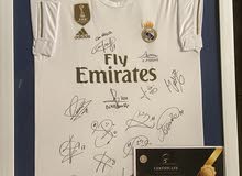 Original Real Madrid Jersey signed by players winners of Champions League 2018