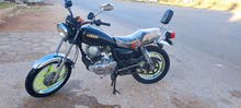 ما شاءالله دراجه يماها نضيفه ماتور 250cc  كلشي شغال فيها سلف وكوشوك جديد الله يبارك لصاحب النصيب الم