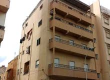 عمارة تجارية سكنية علي الرئيسي مقابل مصرف الوحدة الرويسات // للبيع عمارة تجارية سكنية علي الرئيسي مقابل مصرف الوحدة الرويسات // للبيع