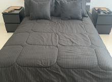 Queen bed Queen bed