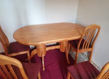 سفرة و 4 كراسي Dining table with four chairs 25kd سفرة و 4 كراسي Dining table with four chairs 25kd
