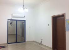 شقة للإيجار في منطقة حلة عبد الصالح شارع البديع منطقة هادئة