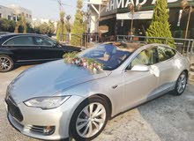 تسلا للايجار للمناسبات مع سائق  Tesla car for rent with driver