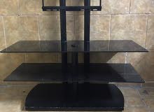 للبيع طاولة تلفزيو ن. For sale, television table للبيع طاولة تلفزيو ن. For sale, television table