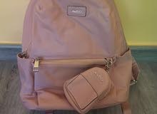 Aldo ,David Jones ,Bershka ,Zipit