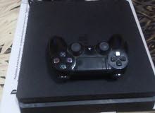 PS4 slim للبيع PS4 slim للبيع