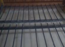 تخت مزوج بحاله ممتازه للبيع المستعجل
