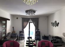 شقة مع دار للبيع شقة مع دار للبيع