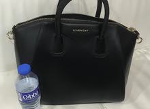 original Givenchy bag شنطه اصليه جيفنشي original Givenchy bag شنطه اصليه جيفنشي